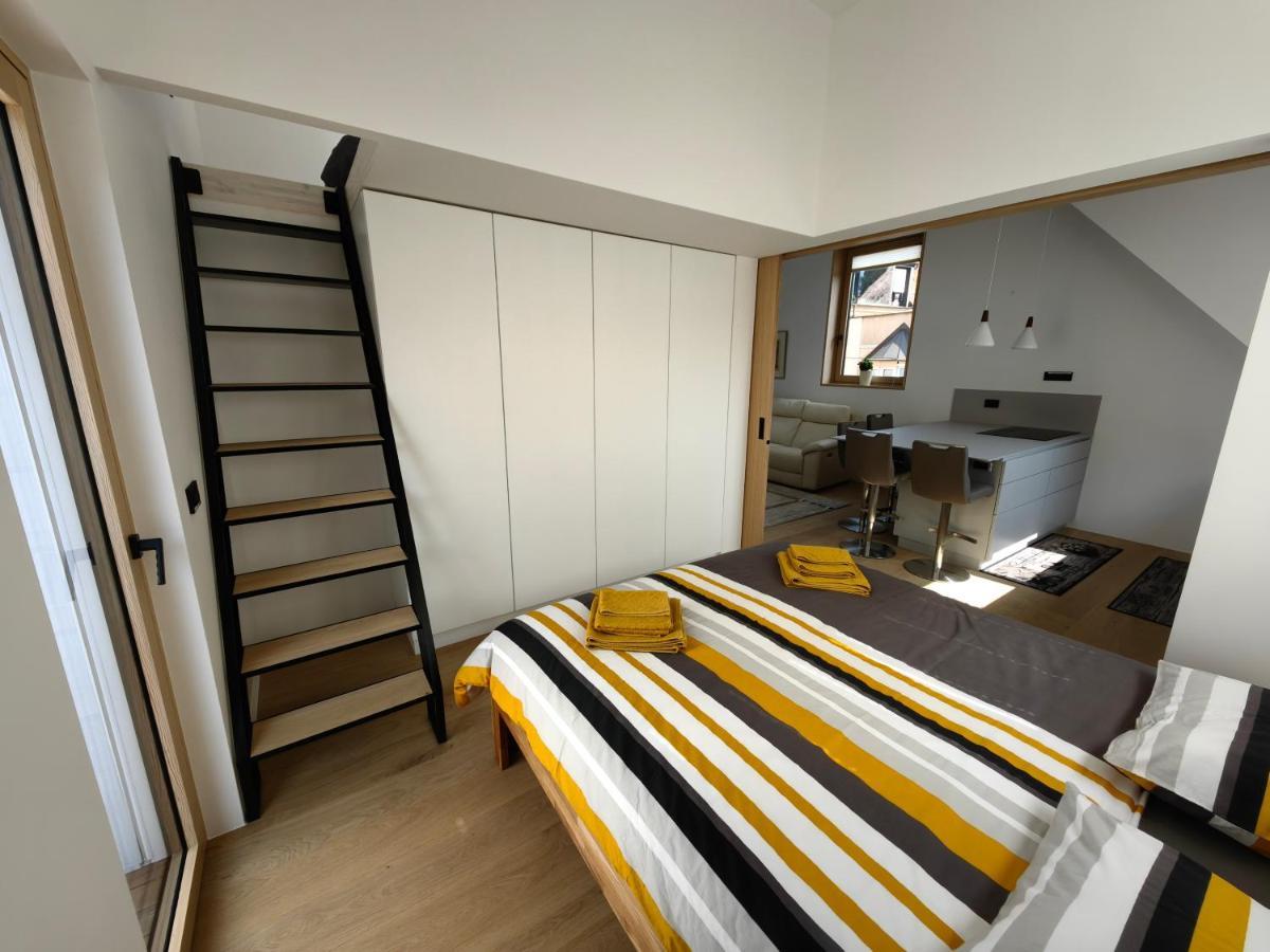 V22 - Premium Apartements Apartment