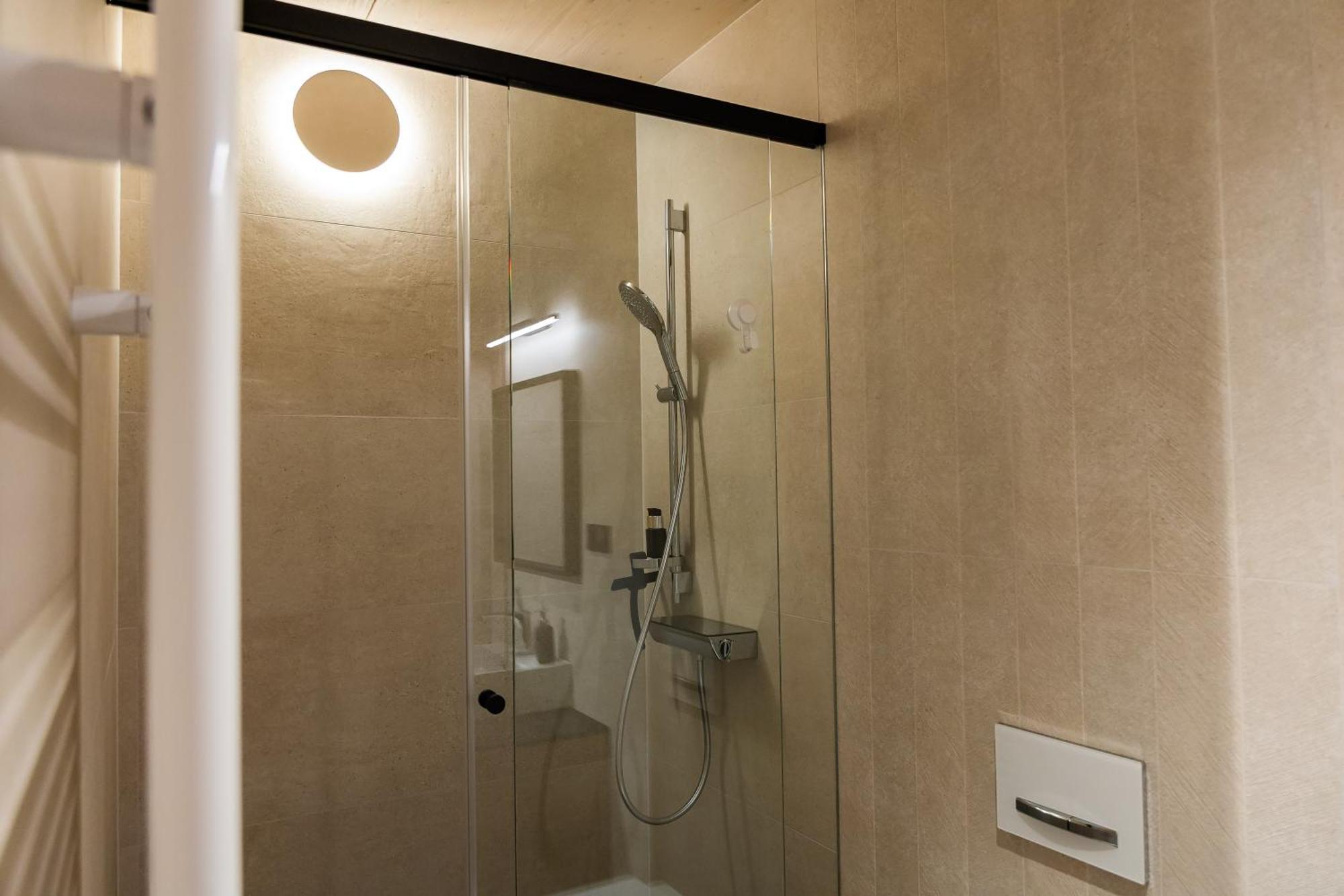 V22 - Premium Apartements *